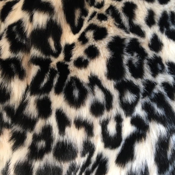 Old navy cheetah/leopard coat - Picture 5 of 6